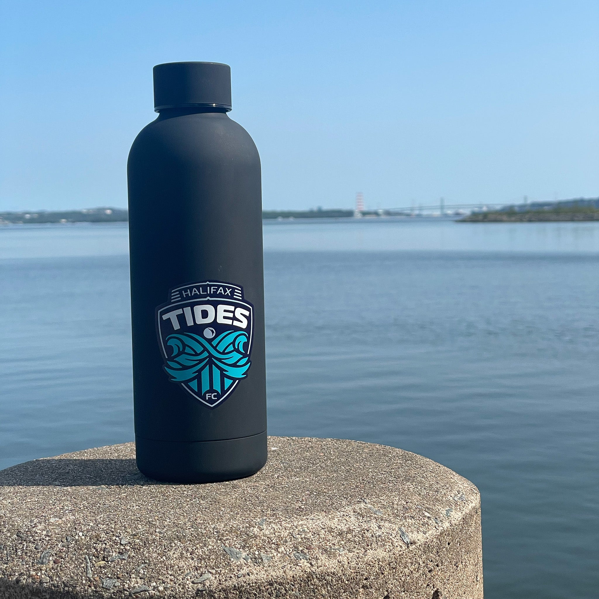 Halifax Tides FC 500 ml. Rubber Feel Water Bottle